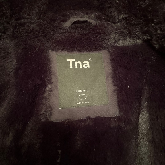 Aritzia Jacket - Picture 4 of 7